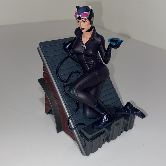 Catwoman Figurine Bundle - Picture 6 of 15